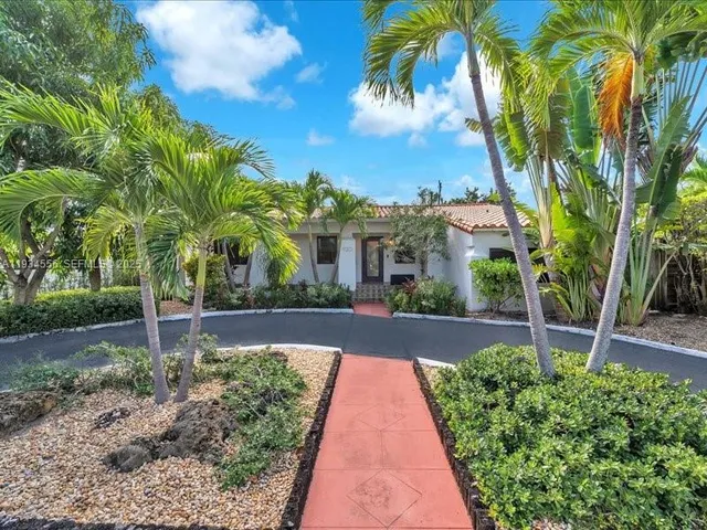 $13,000 | 920 West 47th Court, Miami Beach, FL 33140