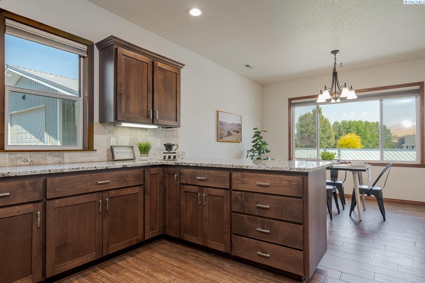 90401 West Hess Road Prosser, WA 99350 - Photo 20 of 30 Gallery Image 20