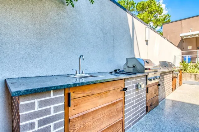 $299,000 | 900 Bartholomew Street, Unit 421, New Orleans, LA 70117