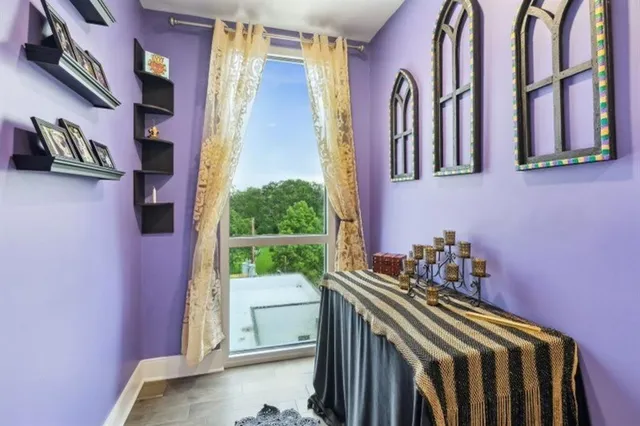 $299,000 | 900 Bartholomew Street, Unit 421, New Orleans, LA 70117