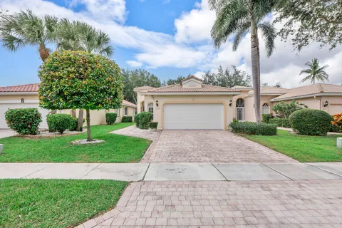 $399,999 | 7123 Vía Genova, Delray Beach, FL 33446