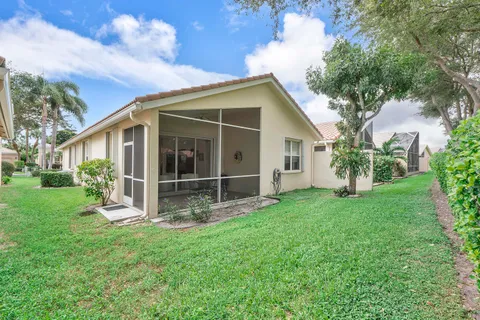 $399,999 | 7123 Vía Genova, Delray Beach, FL 33446