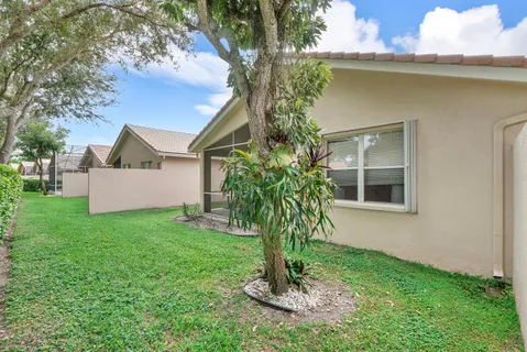 $399,999 | 7123 Vía Genova, Delray Beach, FL 33446