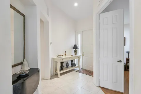 $399,999 | 7123 Vía Genova, Delray Beach, FL 33446