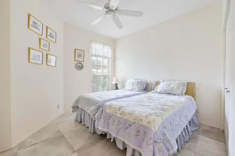 $399,999 | 7123 Vía Genova, Delray Beach, FL 33446