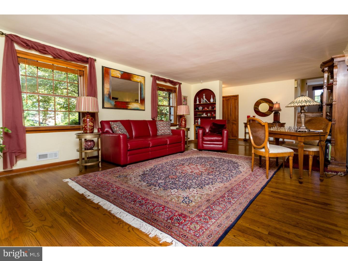 1362 Glenhardie Road Wayne, PA 19087 - Photo 6 of 24 Living Room