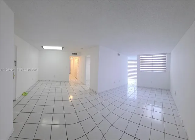 $2,500 | 9431 Southwest 4th Street, Unit 201, Miami, FL 33174