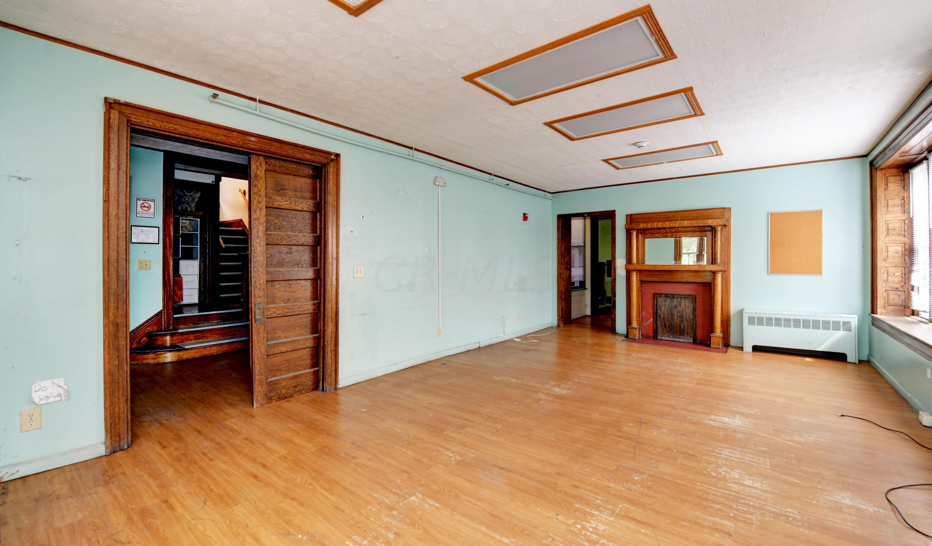 868 Bryden Road Columbus, OH 43205 - Photo 10 of 47 First Floor Living Space