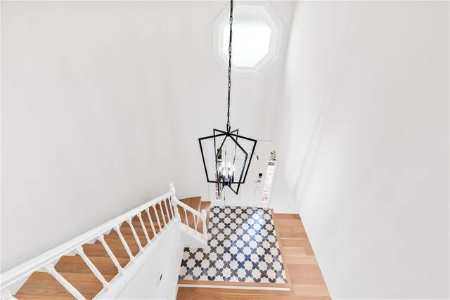 $2,595,000 | 6781 Lawn Haven Drive, Huntington Beach, CA 92648