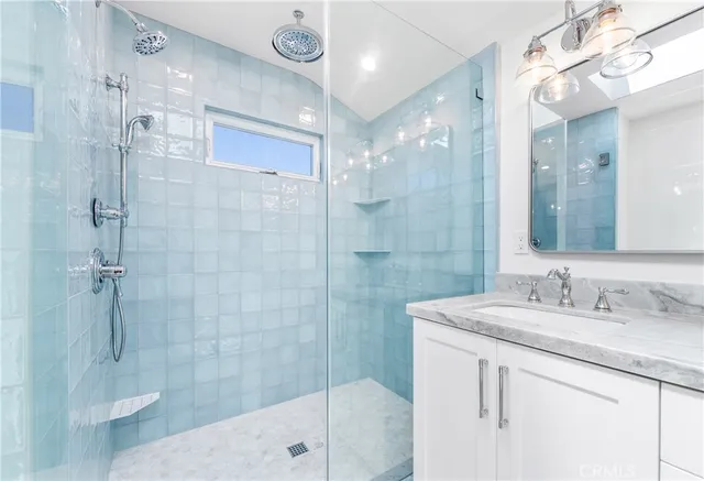 $2,595,000 | 6781 Lawn Haven Drive, Huntington Beach, CA 92648