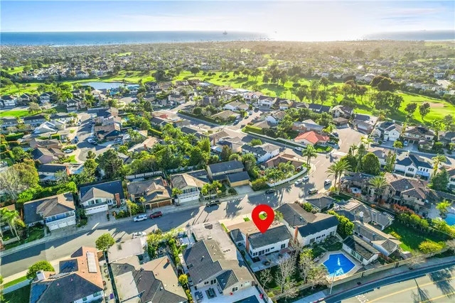 $2,595,000 | 6781 Lawn Haven Drive, Huntington Beach, CA 92648