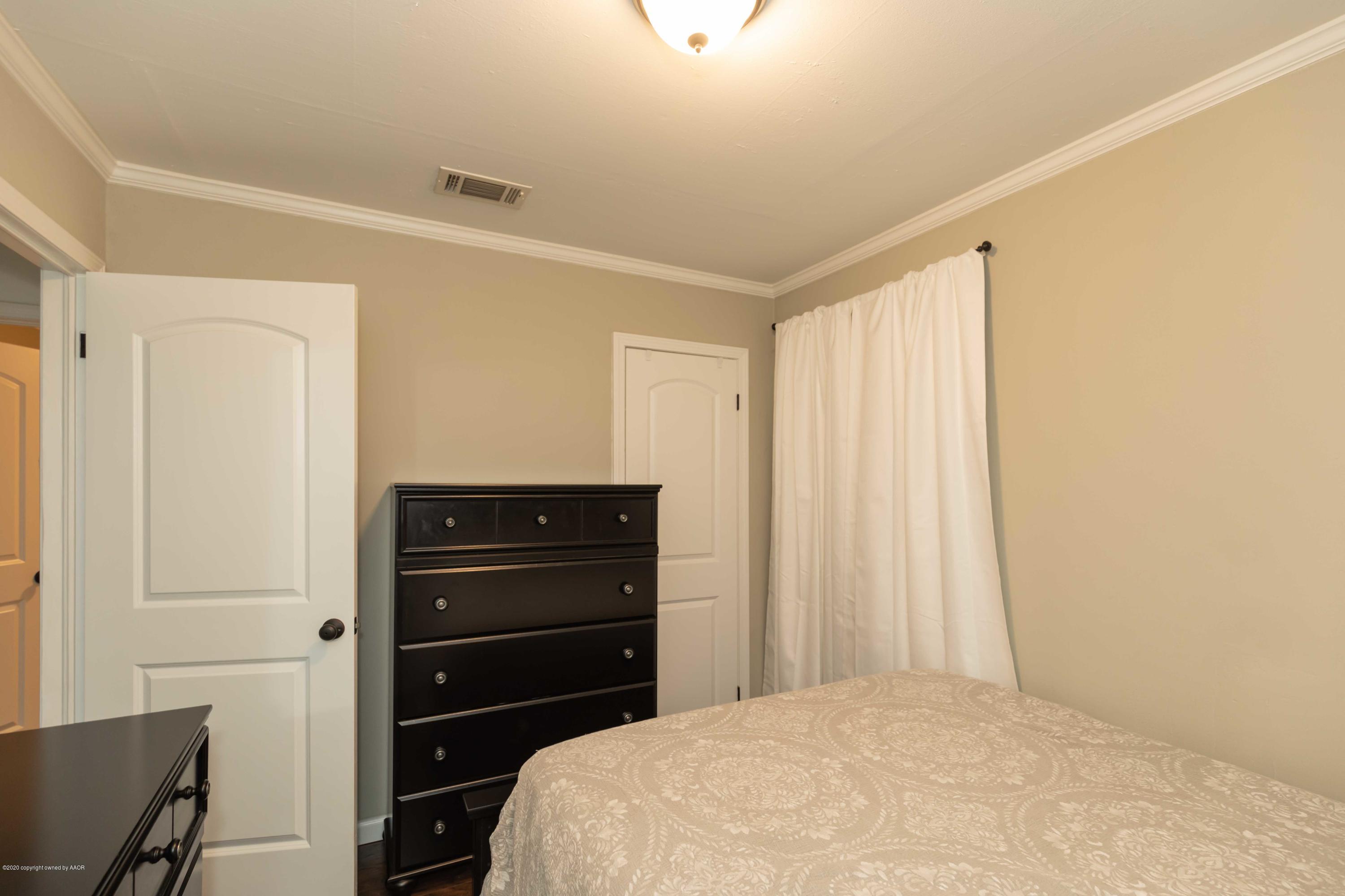 1509 North Spring Street Amarillo, TX 79107 - Photo 16 of 25 BEDROOM 1 VIEW 2