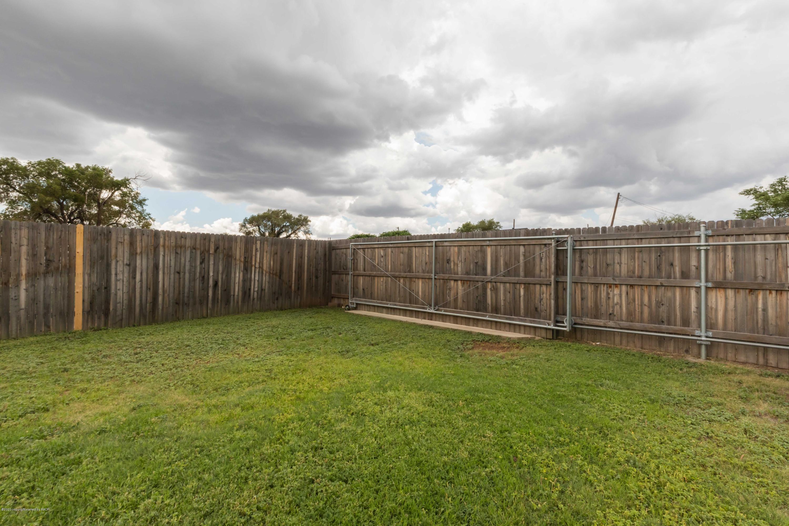 1509 North Spring Street Amarillo, TX 79107 - Photo 23 of 25 BACKYARD VIEW 1