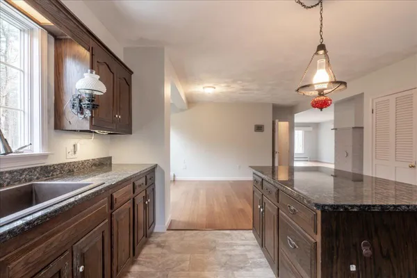 $670,000 | 200 Mistic Avenue, Rockport, ME 04856