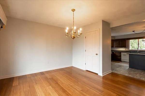 $670,000 | 200 Mistic Avenue, Rockport, ME 04856