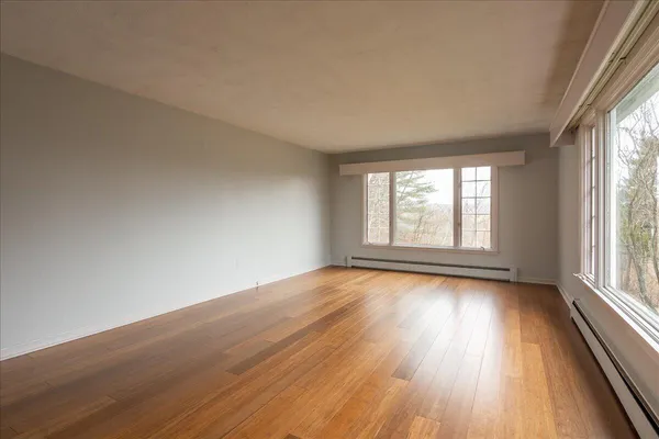 $670,000 | 200 Mistic Avenue, Rockport, ME 04856