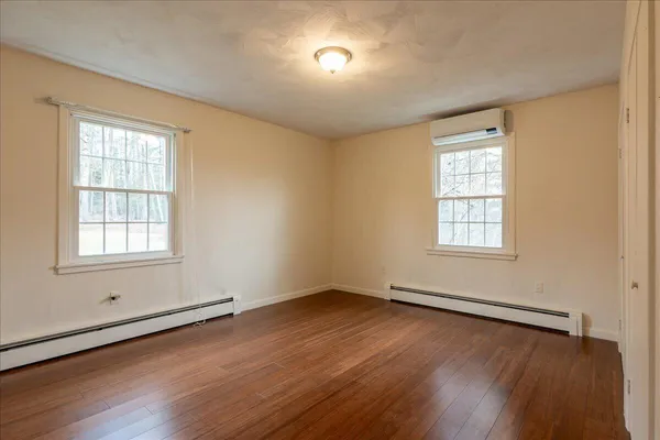 $670,000 | 200 Mistic Avenue, Rockport, ME 04856