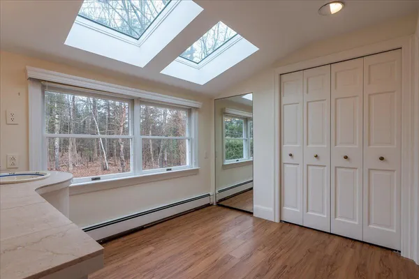 $670,000 | 200 Mistic Avenue, Rockport, ME 04856