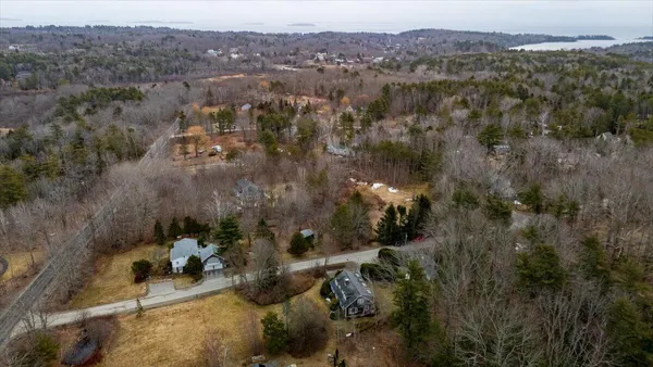 $670,000 | 200 Mistic Avenue, Rockport, ME 04856