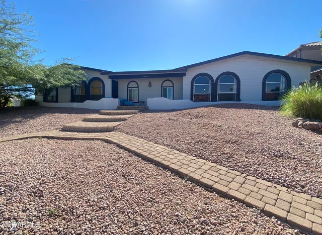 $2,049 | 14263 North Fountain Hills Boulevard, Unit 2, Fountain Hills, AZ 85268