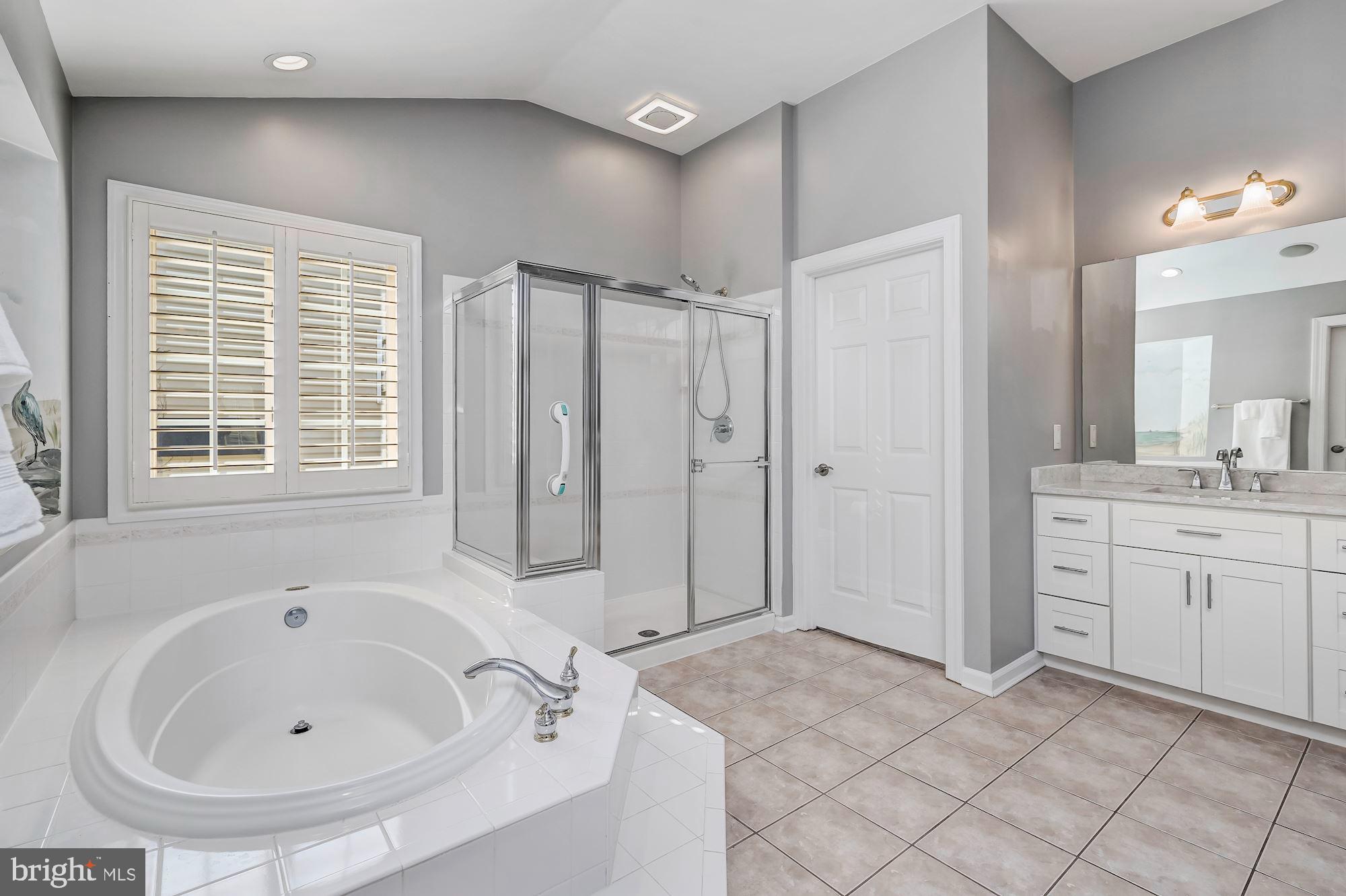 18518 Crestmount Road Boyds, MD 20841 - Photo 39 of 91 Owner's Suite | Full Bath