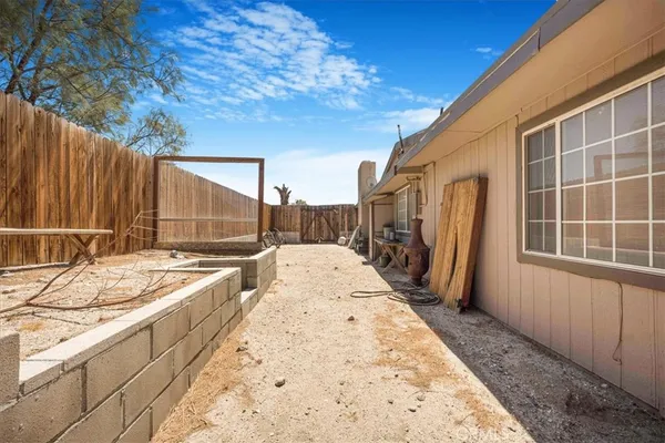 $328,000 | 60810 Sunrise Drive, Whitewater, CA 92282