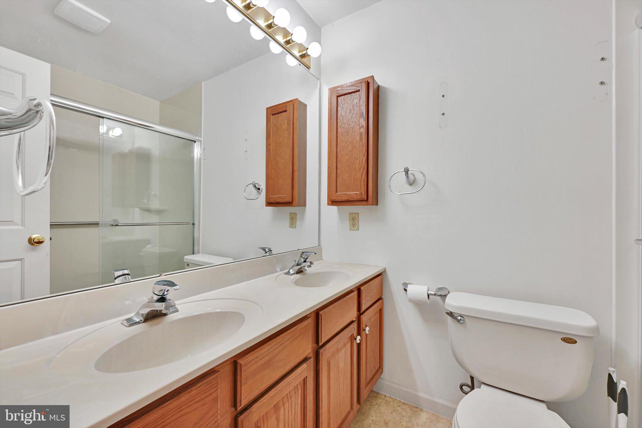 186 Riders Way Lebanon, PA 17042 - Photo 17 of 29 Full Bath
