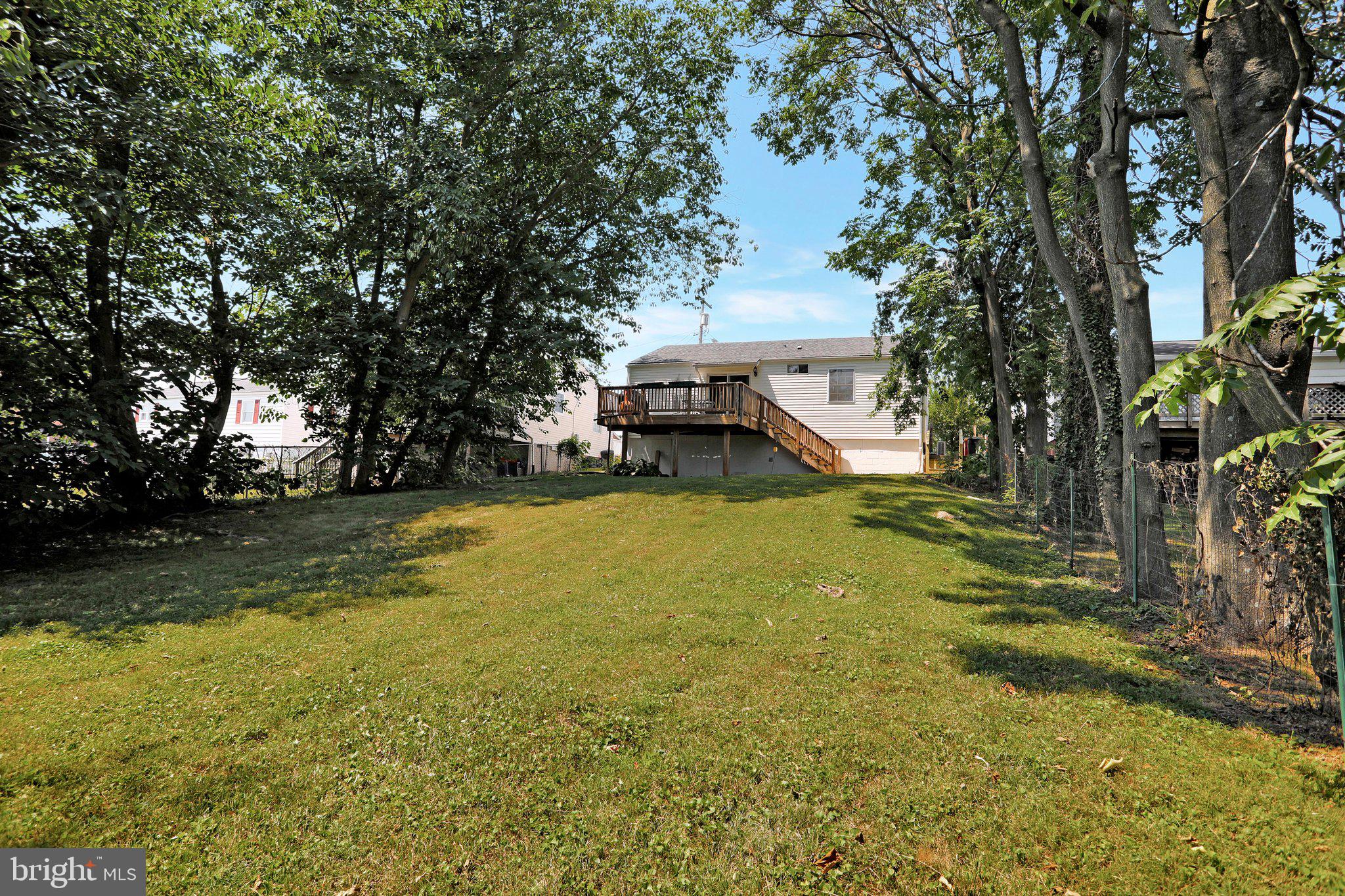 216 East 4th Avenue Ranson, WV 25438 - Photo 33 of 36