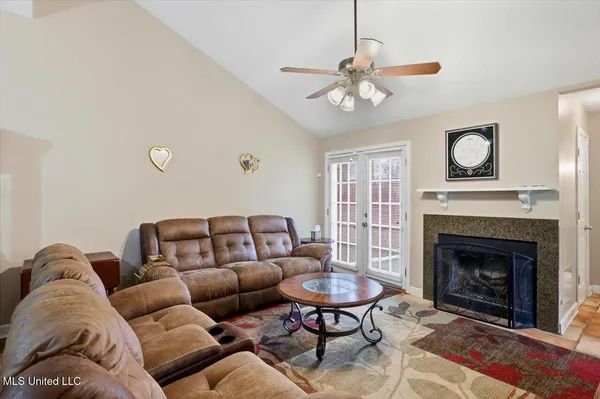 $185,000 | 338 Indian Summer Lane, Clinton, MS 39056