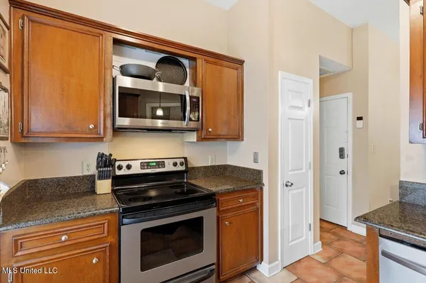 $185,000 | 338 Indian Summer Lane, Clinton, MS 39056