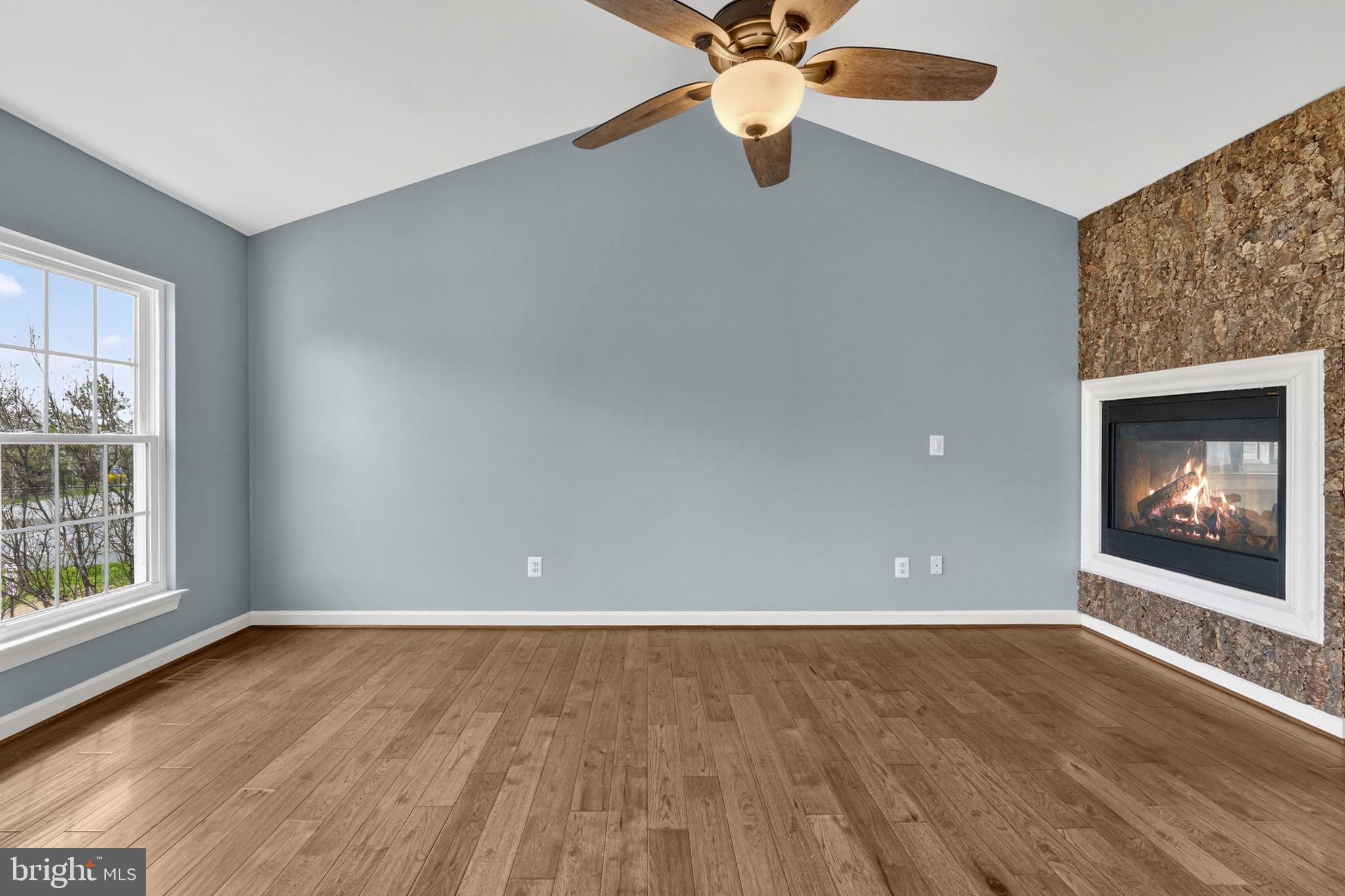 42943 Gotham Way Ashburn, VA 20147 - Photo 23 of 53 Primary bedroom