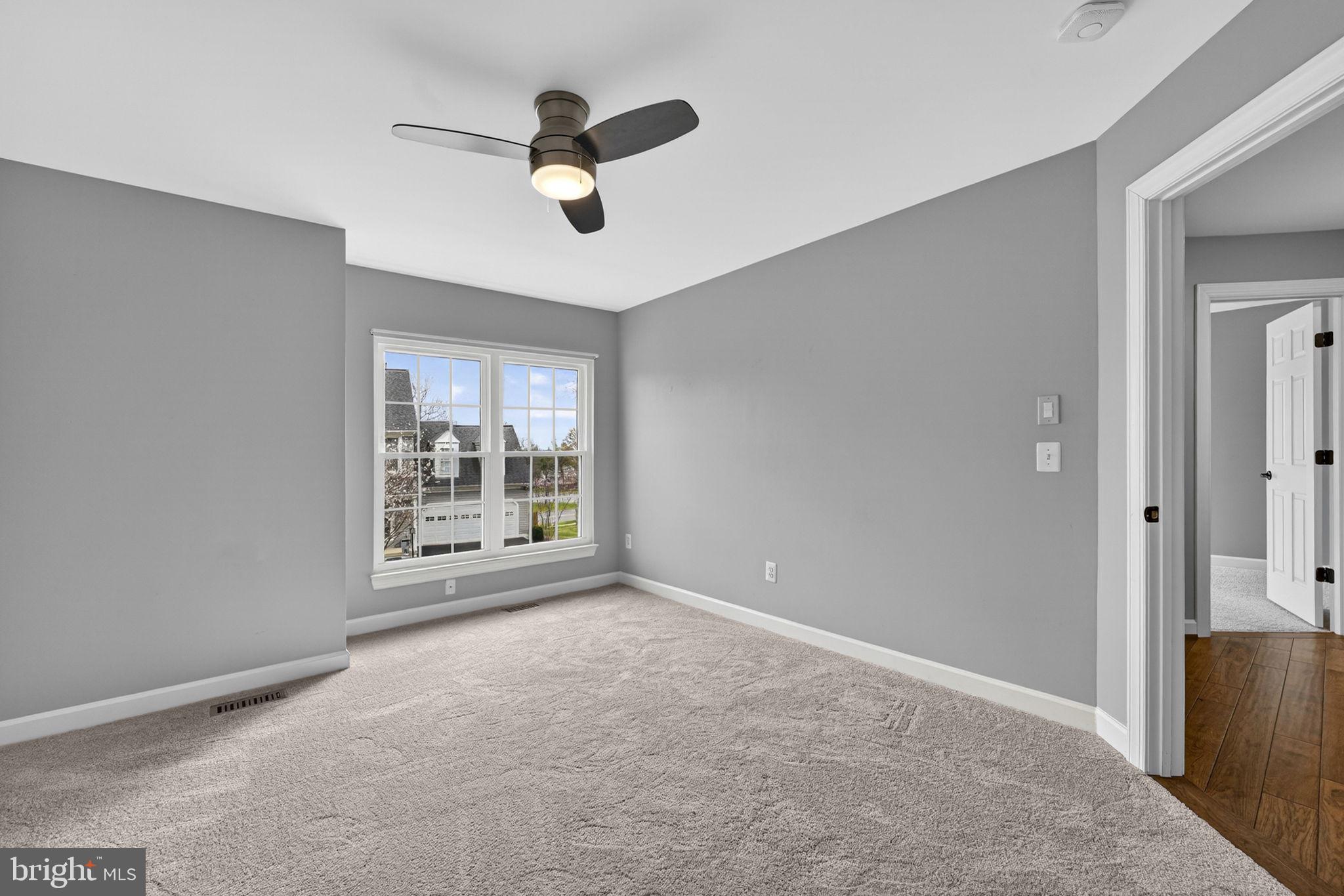 42943 Gotham Way Ashburn, VA 20147 - Photo 32 of 53 Bedroom 3