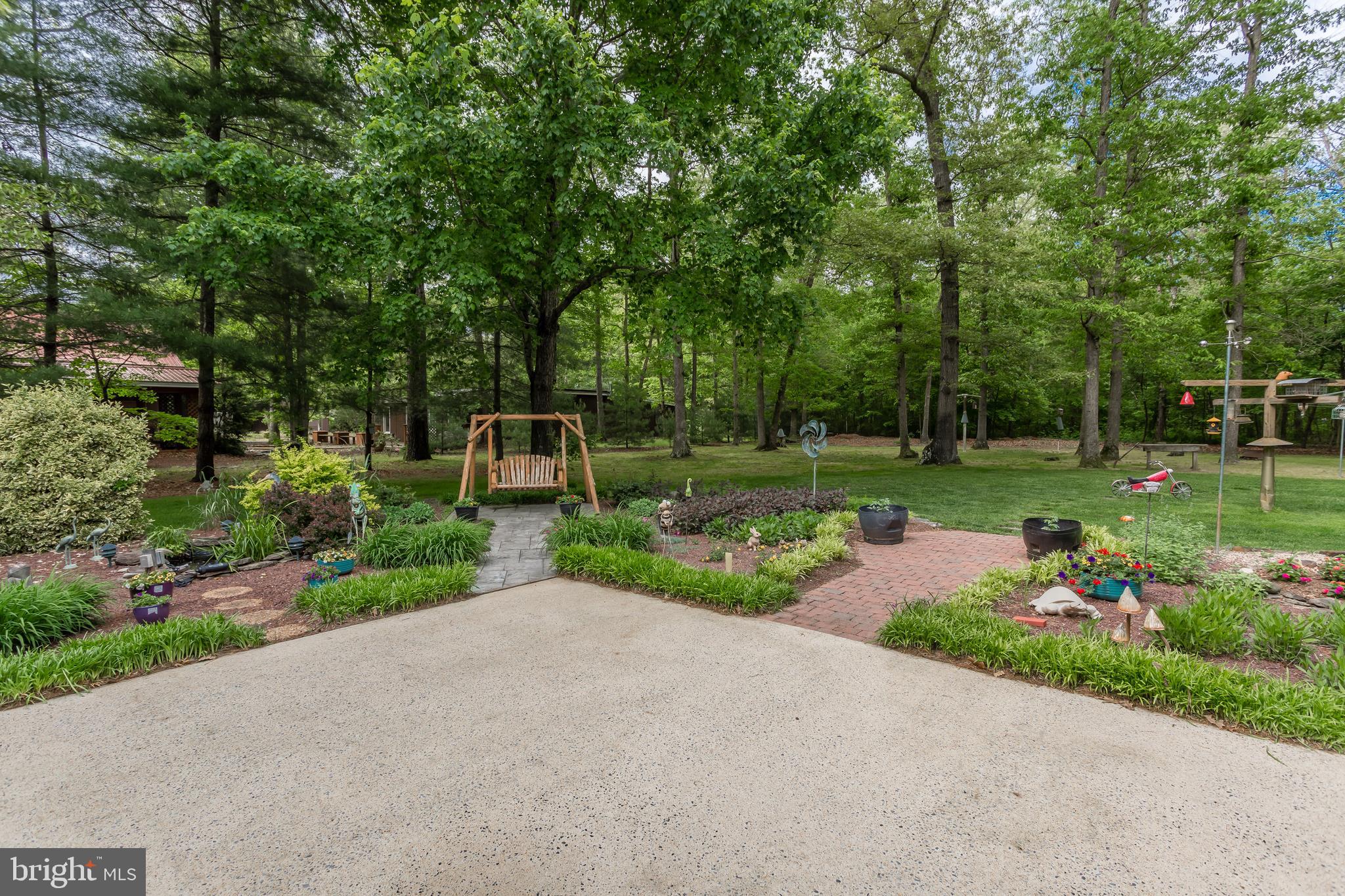 31663 Fall Road Millsboro, DE 19966 - Photo 8 of 42 Rear patio