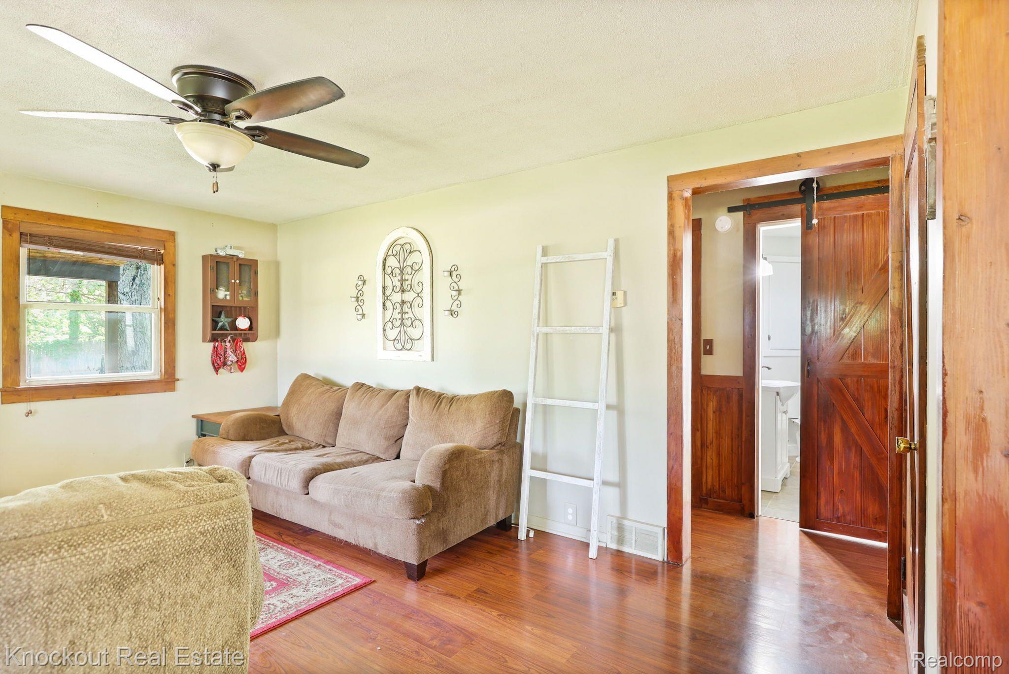 9478 Bray Road Millington, MI 48746 - Photo 16 of 39 Gallery Image 16