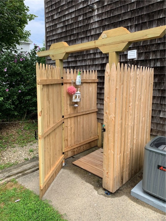 28 Angell Road Narragansett, RI 02882 - Photo 3 of 19 Brand new outdoor shower