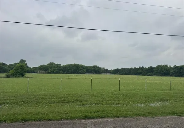 $82,000 | 2509 Grace Lane, Lancaster, TX 75146