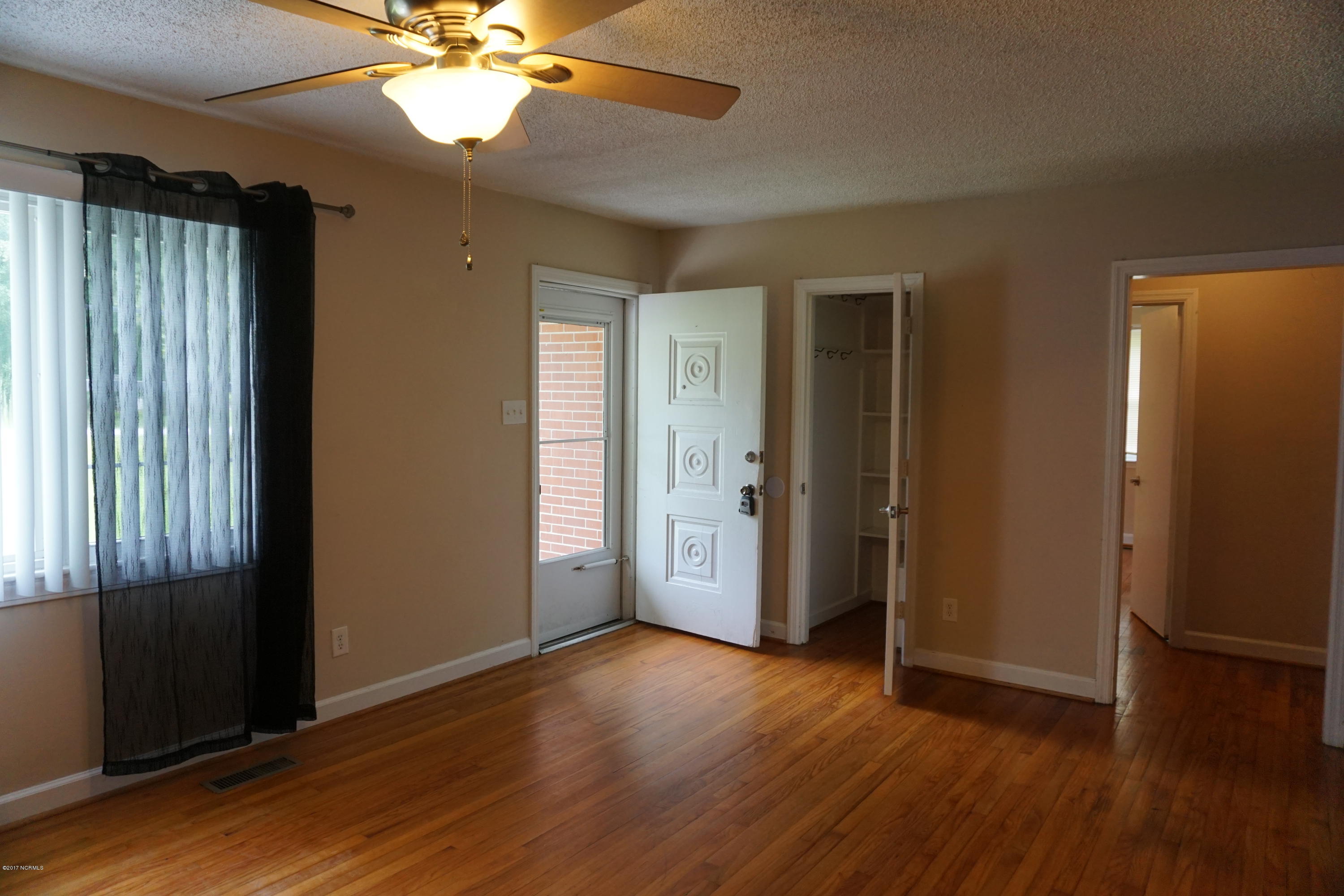 3011 Old Cherry Point Road New Bern, NC 28560 - Photo 3 of 29 Hearty Hardwoods