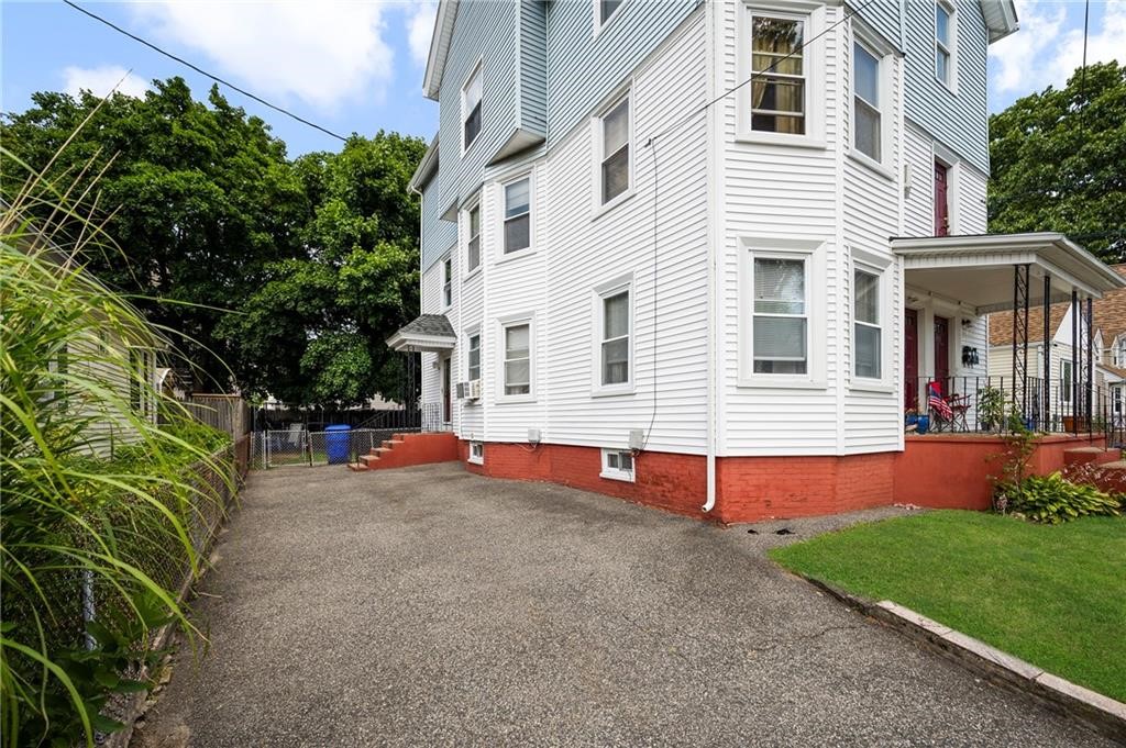 63 Chandler Avenue Pawtucket, RI 02860 - Photo 20 of 21