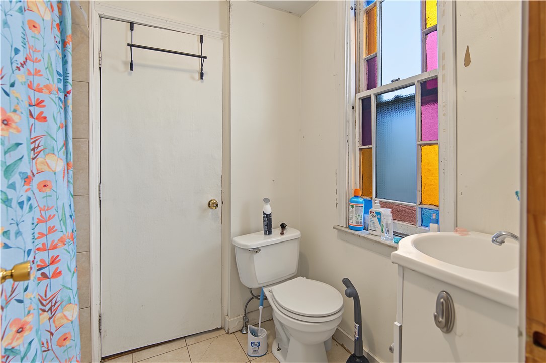 115 Woodward Road Providence, RI 02904 - Photo 20 of 29 Gallery Image 20