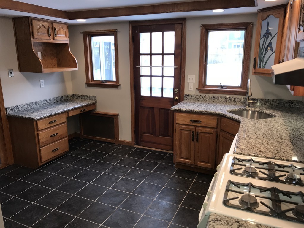 166 Laurel Street Melrose, MA 02176 - Photo 6 of 13