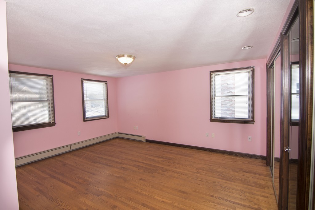 166 Laurel Street Melrose, MA 02176 - Photo 9 of 13