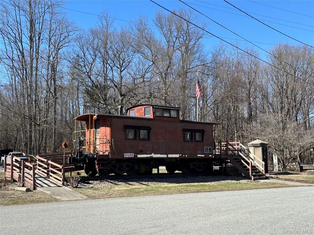 a view of a house with a swimming pool