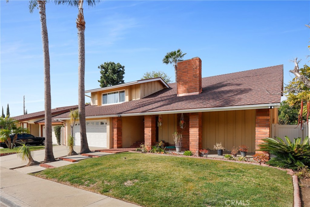 23421 Devonshire Drive Lake Forest, CA 92630 - Photo 3 of 38