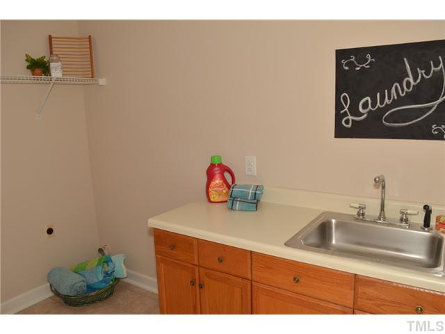 5908 Rondan Circle Raleigh, NC 27612 - Photo 20 of 25