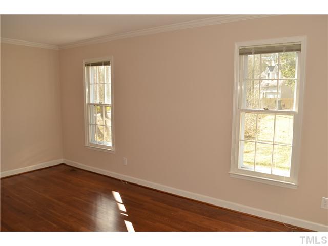 5908 Rondan Circle Raleigh, NC 27612 - Photo 3 of 25