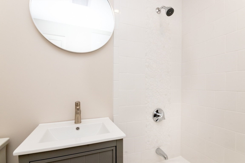 45 Oval Road, Unit 24 Quincy, MA 02170 - Photo 11 of 21 Gallery Image 11