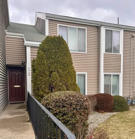 $199,500 | 173 Nassau Drive, Unit 173, Springfield, MA 01129