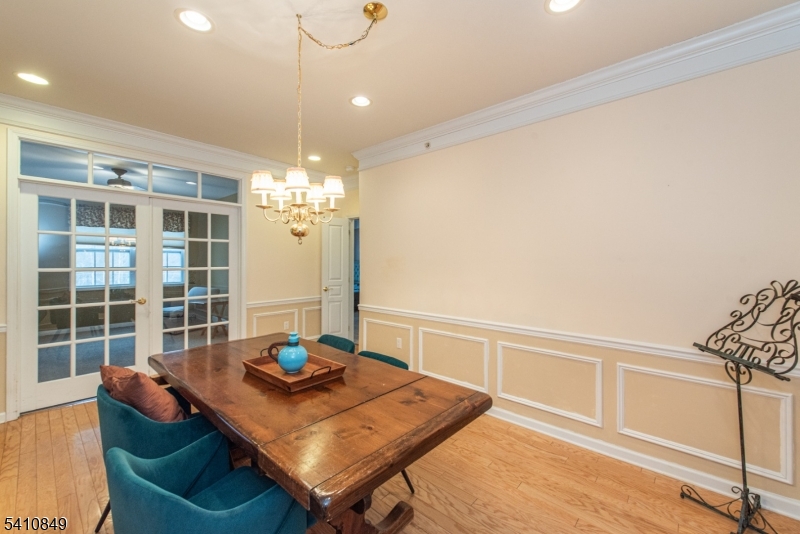 10323 Warren's Way Wanaque, NJ 07465 - Photo 7 of 30 Gallery Image 7