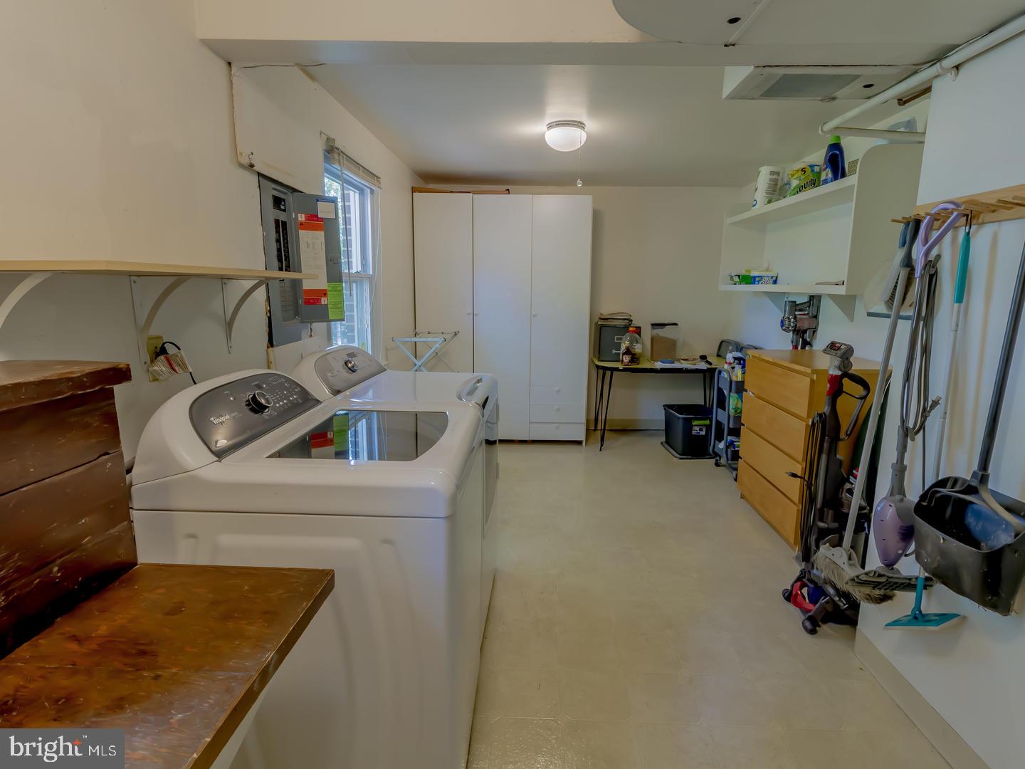 2003 Harwyn Road Wilmington, DE 19810 - Photo 25 of 27 Laundry Room