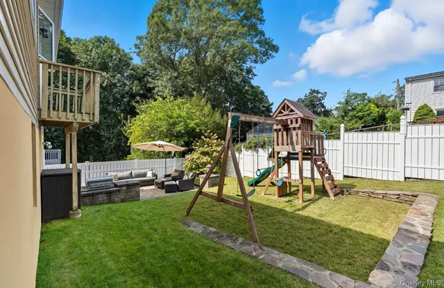 $899,000 | 12 Crestview Drive, White Plains, NY 10604